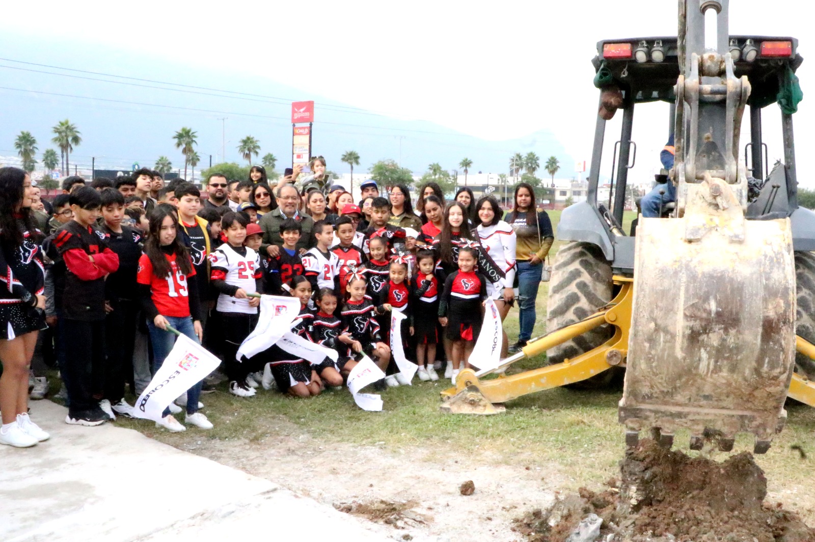 Construirán cancha de futbol americano en