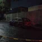 Protección Civil de Nuevo León atiende el incendio de un vehículo