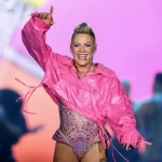 Cancela Pink concierto en Europa por problemas de salud