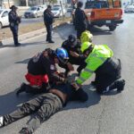 Hombre se arroja de puente peatonal en Guadalupe