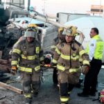 Protección Civil y cuerpos de rescate liberan a conductor prensado tras accidente en Cumbres