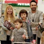 Primer alza de consumo de familias en México en siete meses