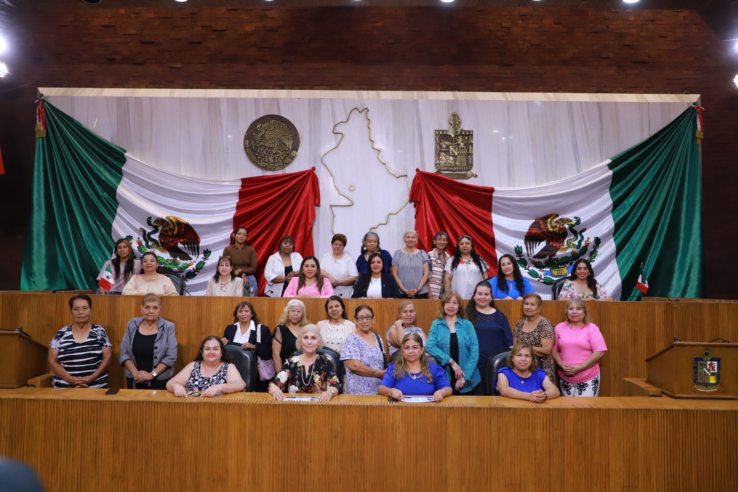 Acercan el trabajo legislativo a mujeres de Guadalupe con recorrido por el Congreso