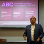 Andrés Mijes llama a profesionalizar el servicio público para garantizar resultados