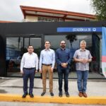 Moderniza San Pedro paradas de transporte con estaciones inteligentes y sustentables