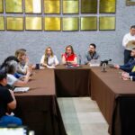 Entrega Samuel García respuesta de 248 páginas en proceso de juicio político ante el Congreso local
