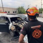 Controlan incendio de automóvil en Santa Catarina