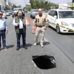 Socavón obliga al cierre parcial de avenida Agualeguas en Escobedo