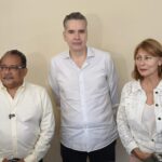 Cuestionan exaspirantes de Morena la designación de Clara Luz Flores rumbo a 2027